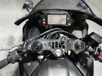 Yamaha YZF-R25