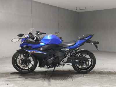 Suzuki GSX250R