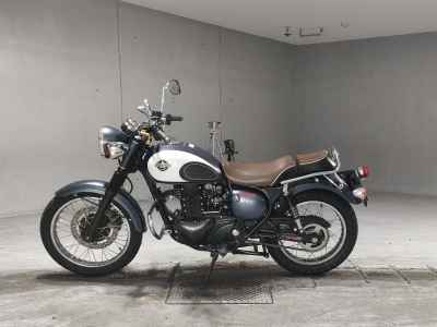 Kawasaki Estrella 2017