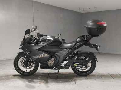 Suzuki Gixxer 250SF