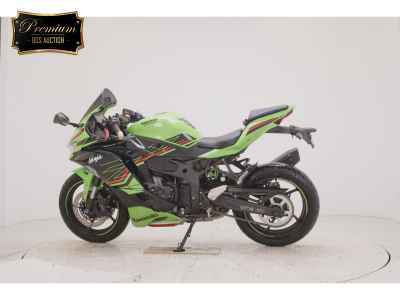 Kawasaki Ninja ZX-4RR 2024