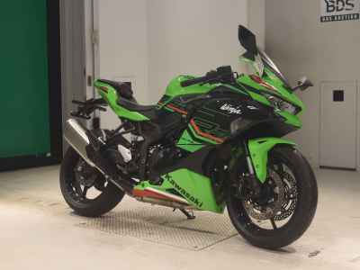Kawasaki Ninja ZX-4RR 2024