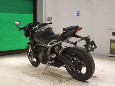Triumph Street Triple RS 2021
