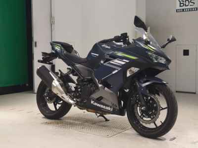 Kawasaki Ninja 400 2022