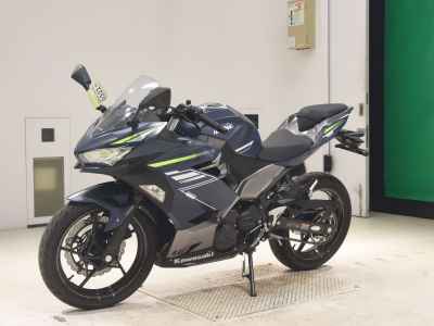 Kawasaki Ninja 400 2022