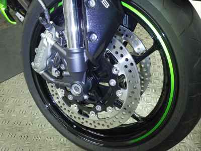 Kawasaki Z900 SE 2022