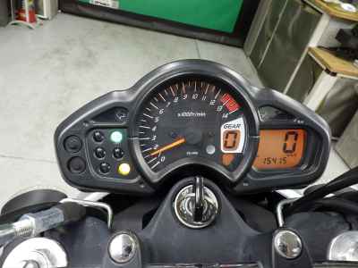 Suzuki Gladius SFV400 2011