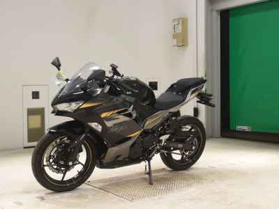 Kawasaki Ninja 400 2022