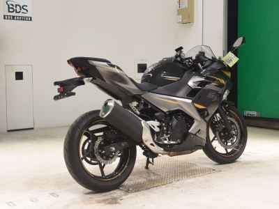 Kawasaki Ninja 400 2022