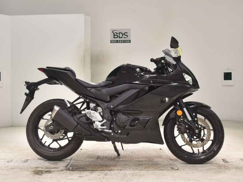 Yamaha YZF-R25 2020