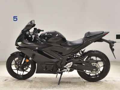 Yamaha YZF-R25 2020