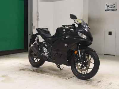 Yamaha YZF-R25 2020