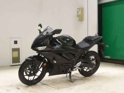 Yamaha YZF-R25 2020