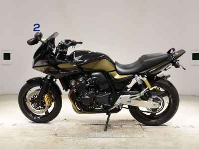 Honda CB400SFV Boldor 2012