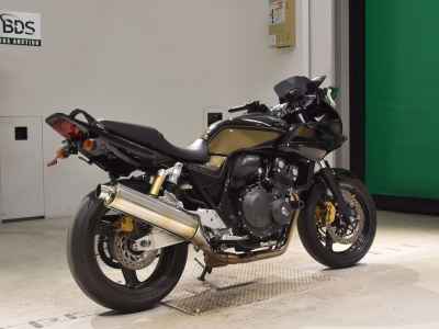 Honda CB400SFV Boldor 2012