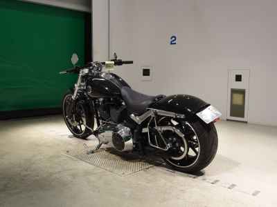 Harley-Davidson Breakout FXSB1690 2016