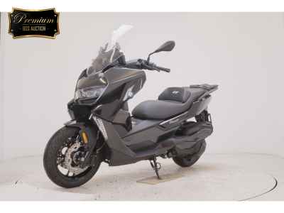 BMW C400GT 2025