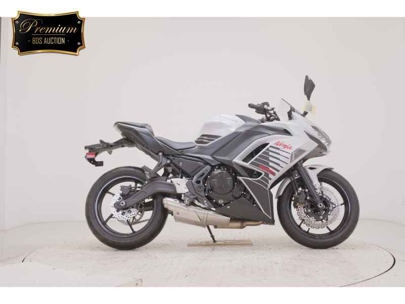 Kawasaki Ninja 650 2025