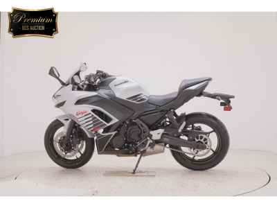 Kawasaki Ninja 650 2025