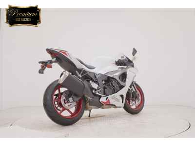 Kawasaki Ninja ZX-6R 2025