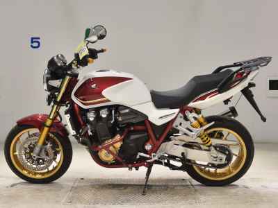 Honda CB1300SF 2023