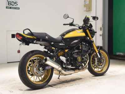 Kawasaki Z900RS SE 2023