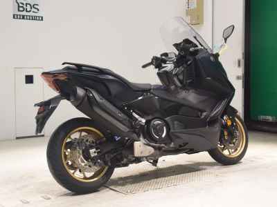 Yamaha TMAX 560 2023