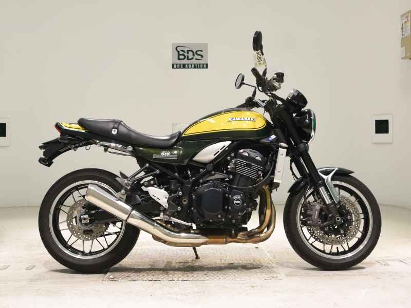 Kawasaki Z900RS 2024
