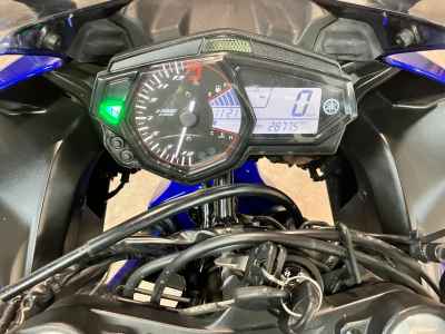 Yamaha YZF-R25 2017