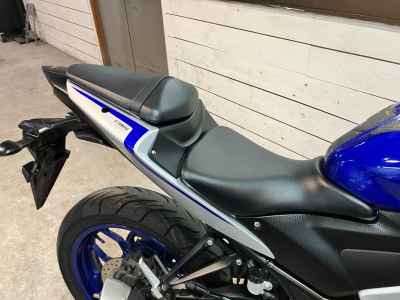 Yamaha YZF-R25 2017
