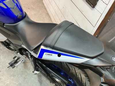 Yamaha YZF-R25 2017