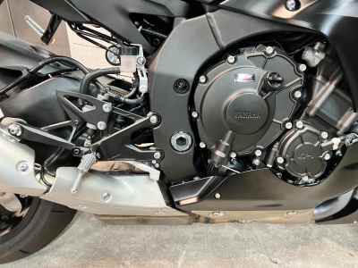 Yamaha YZF-R1 2025