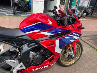 Honda CBR250RR 2023
