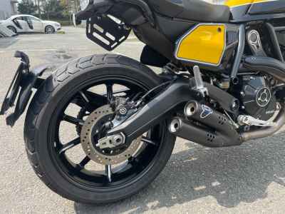 Ducati Scrambler Full Throttle 2021