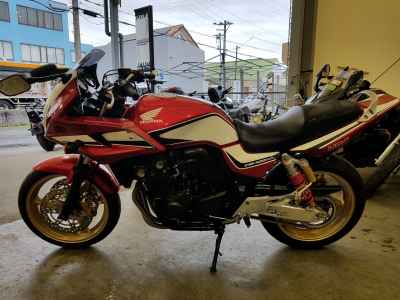 Honda CB400 Super Boldor 2013