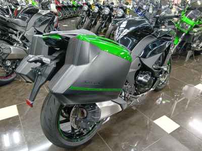 Kawasaki Ninja 1000SX 2023