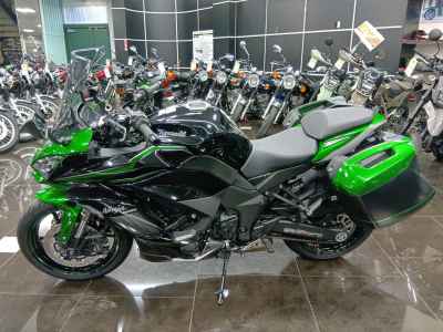 Kawasaki Ninja 1000SX 2023