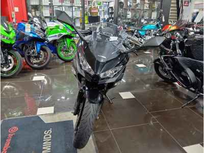 Kawasaki Ninja 400 2021