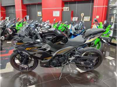 Kawasaki Ninja 400 2021