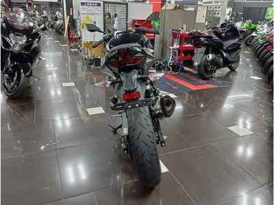 Kawasaki Ninja 400 2021