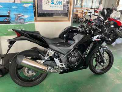 Honda CBR250R 2015