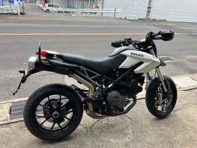 Ducati Hypermotard 796 2011