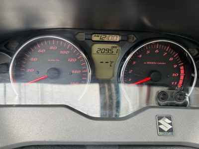 Suzuki Skywave 250SS