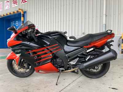 Kawasaki Ninja ZX-14R 2014
