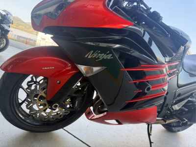 Kawasaki Ninja ZX-14R 2014
