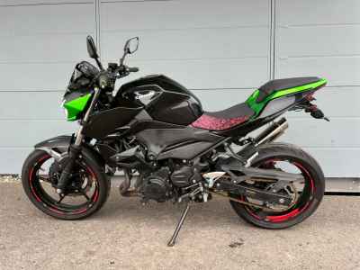 Kawasaki Z400 2019