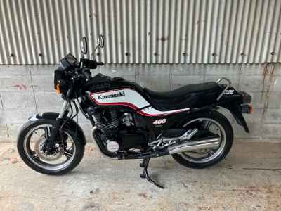 Kawasaki GPZ400F
