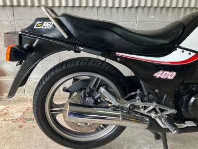 Kawasaki GPZ400F