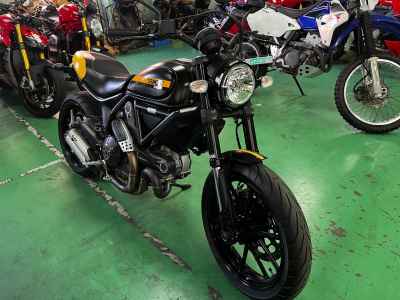 Ducati Scrambler Full Throttle 2015