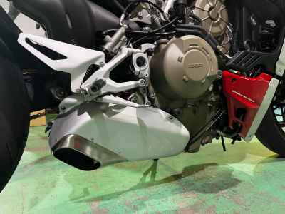 Ducati Streetfighter V4S 2021